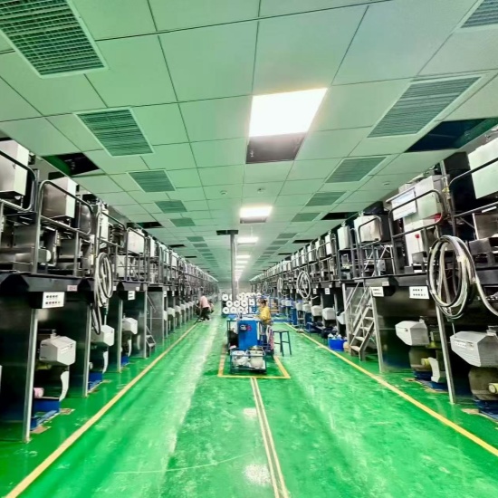 Attrezzatura per la produzione di filati di nylon